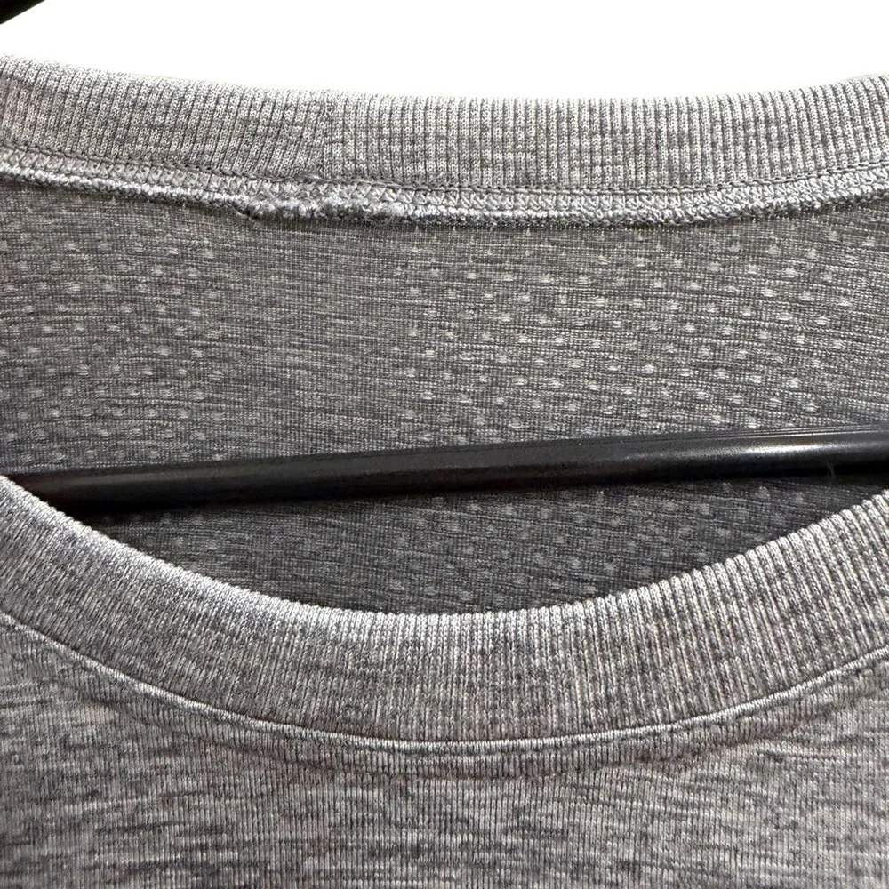 LULULEMON Long Sleeve Swiftly Tech Shirt Gray Size 8 Estimated